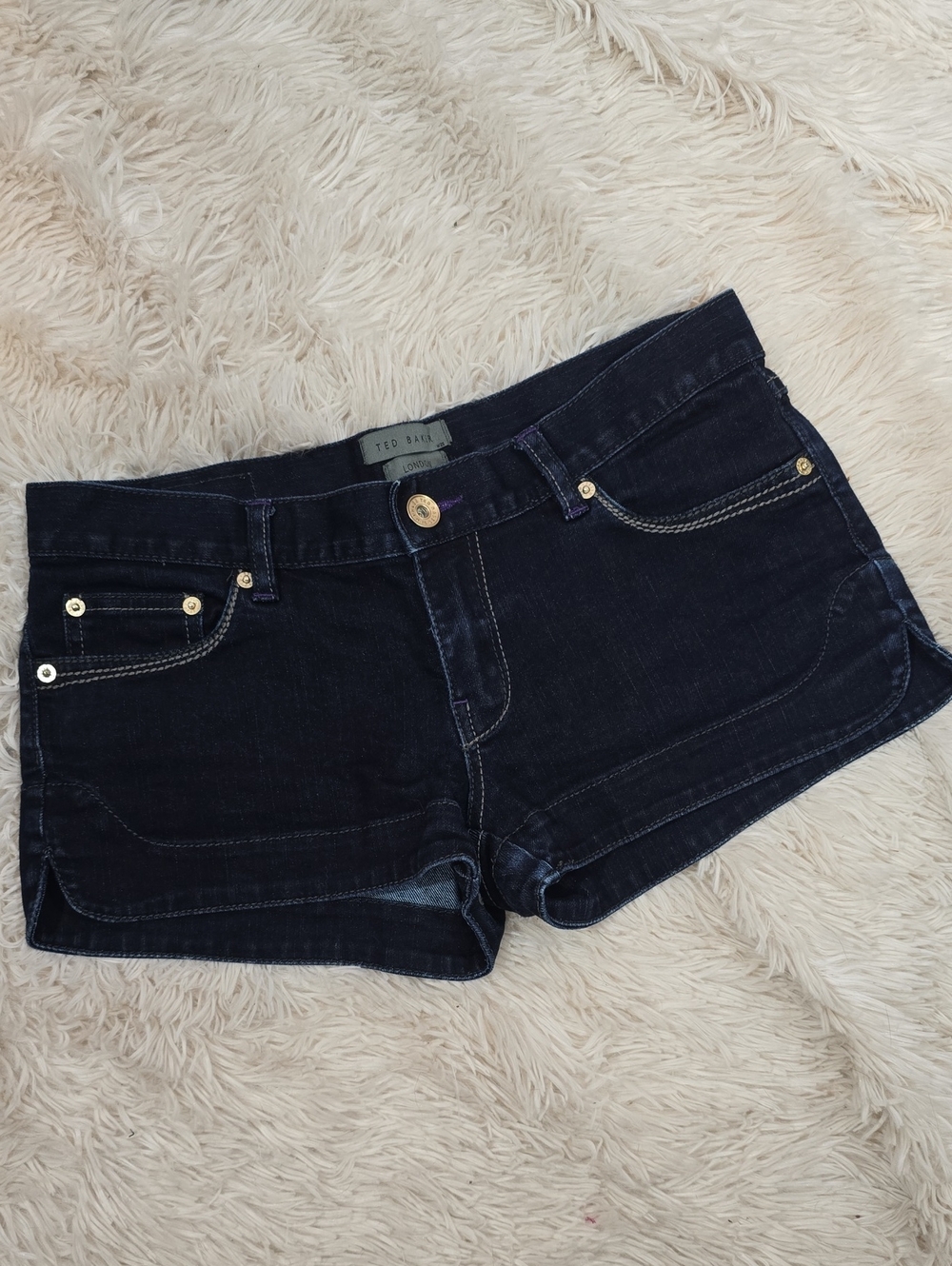 Ted Baker London Dark Wash Low Rise Denim Shorts Size 28